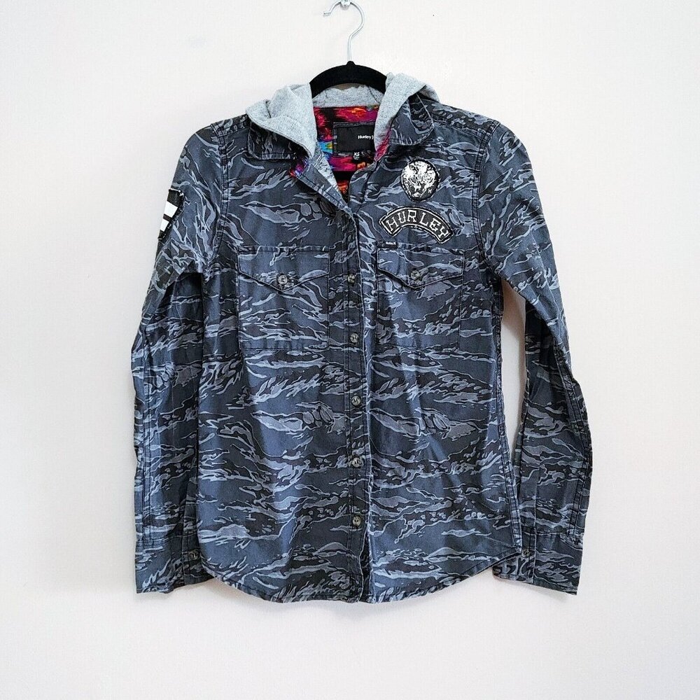 Hurley Gray Camo Hooded Button Up Shirt Women's Size XS Patches